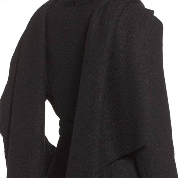 🆕Cole Haan black belted wool coat attached scarf - Picture 4 of 7